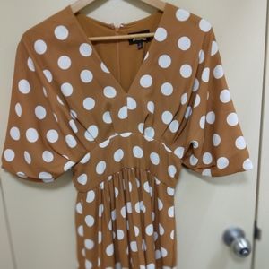 💕2 FOR $40- DESIGHNER, Alexia Adore Size 2, Tan w/Cream Dots, Maxi Dress💕